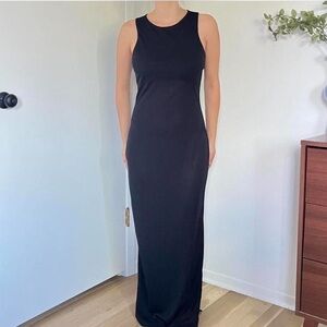 Elegant Black Sleeveless Minimalist Sheet Column Dress